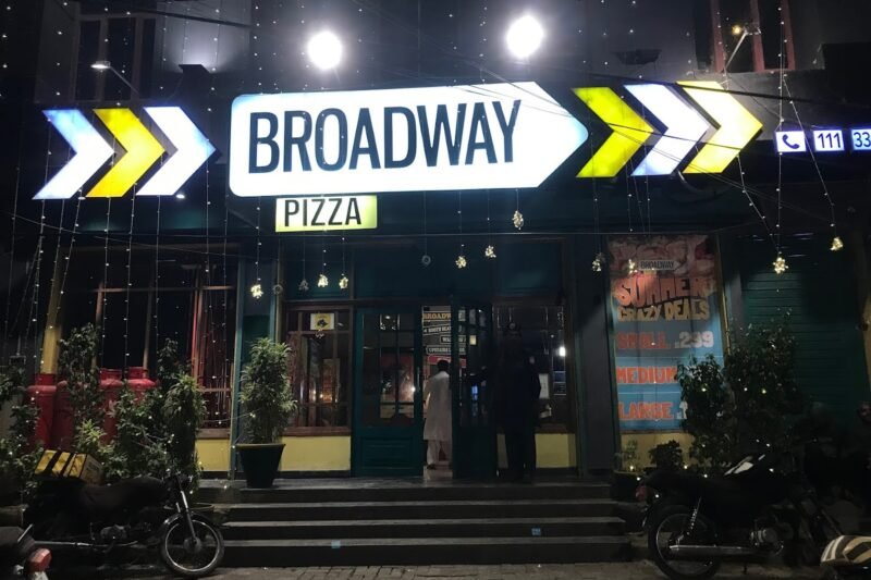 Broadway Pizza Karachi – Gulshan-e-Iqbal, Menu, Location, Number, Timings & Deals