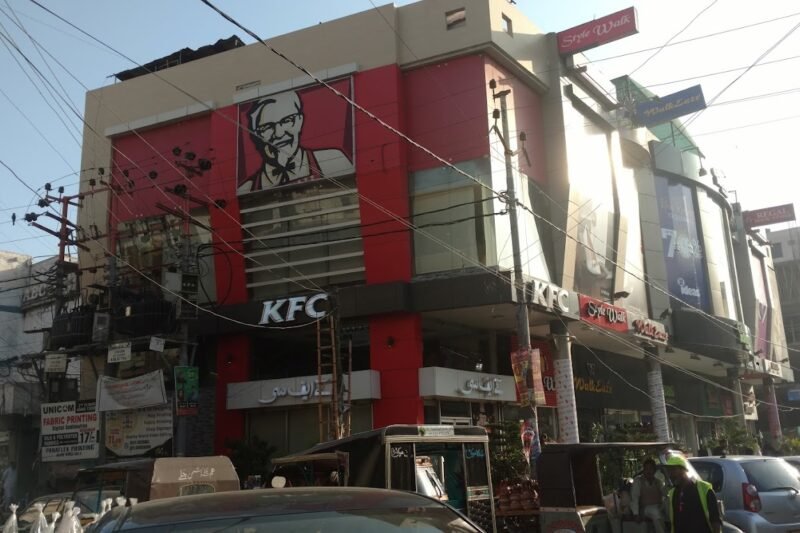 KFC Bahadurabad Karachi – Menu, Location, Contact Number & Deals